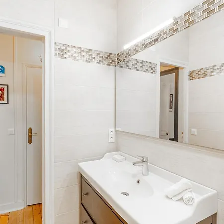 La De Lucie Deluxe - * הונפלר